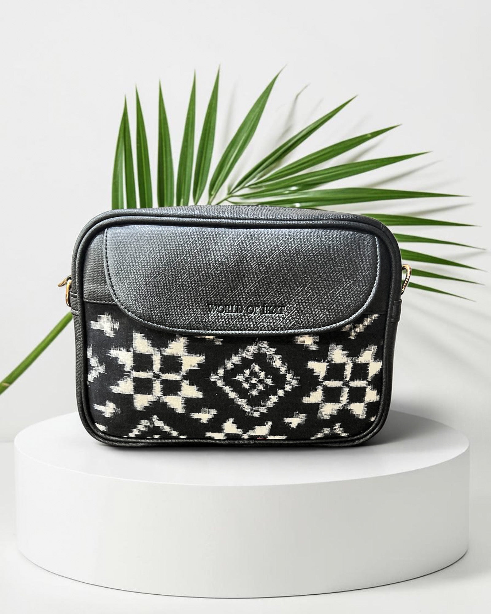 Telia Rumal Crossbody Bag