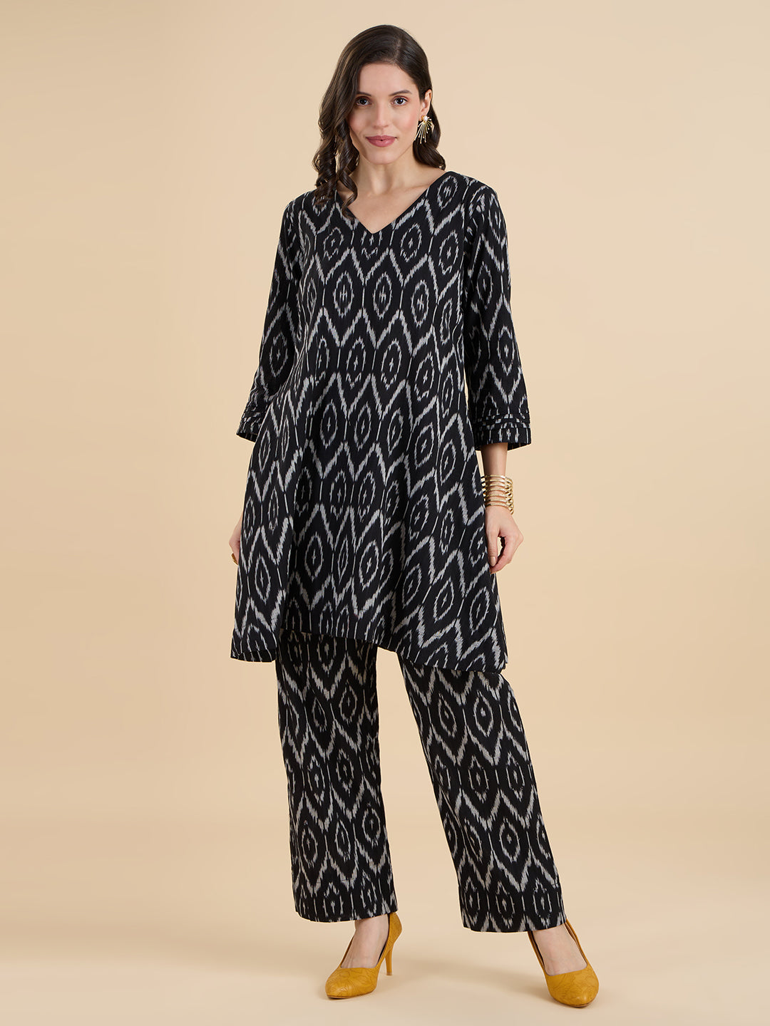 Black Ikat Coord Set