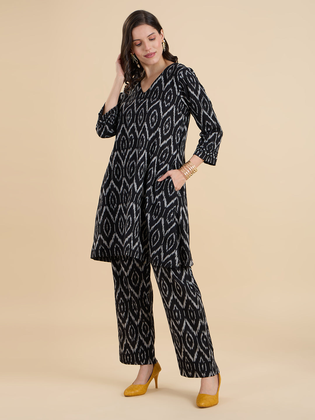 Black Ikat Coord Set