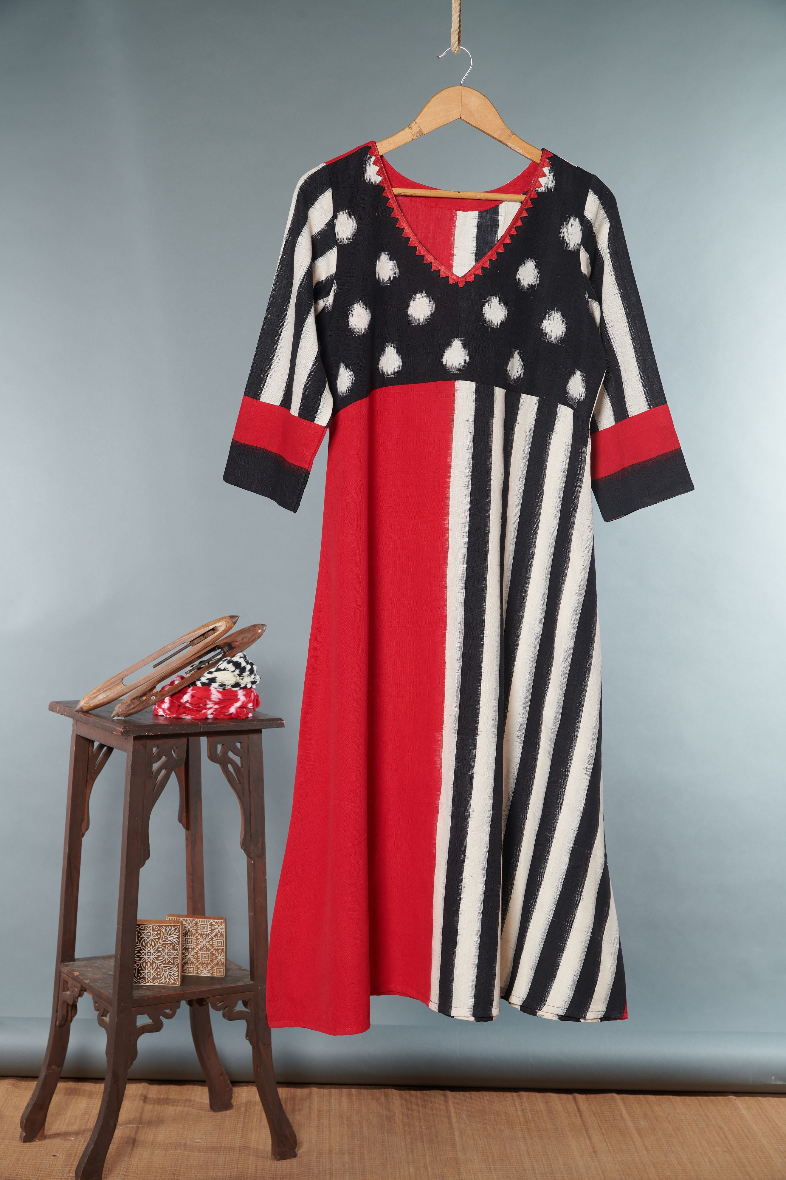 Ikkat Kurta