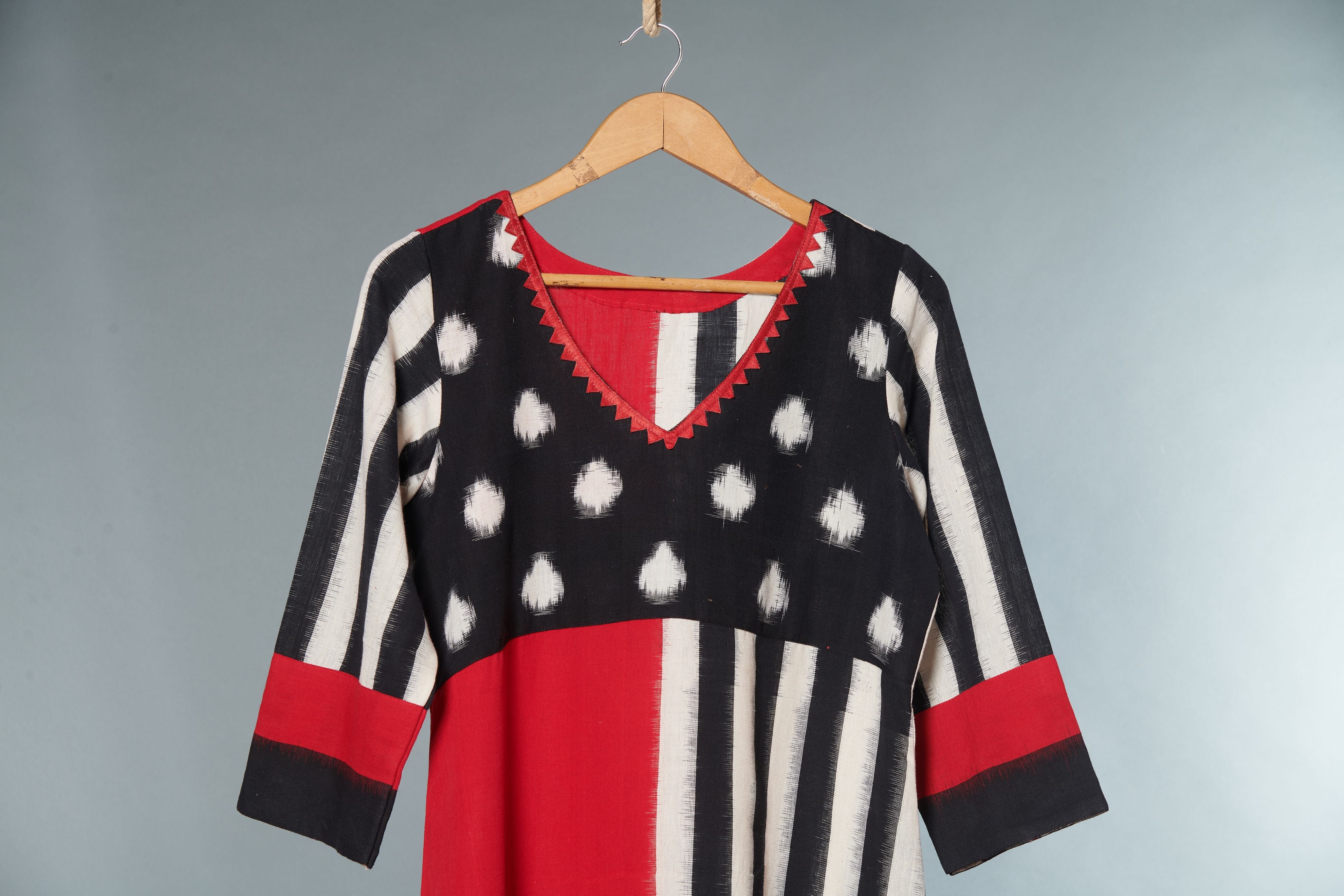 Ikkat Kurta