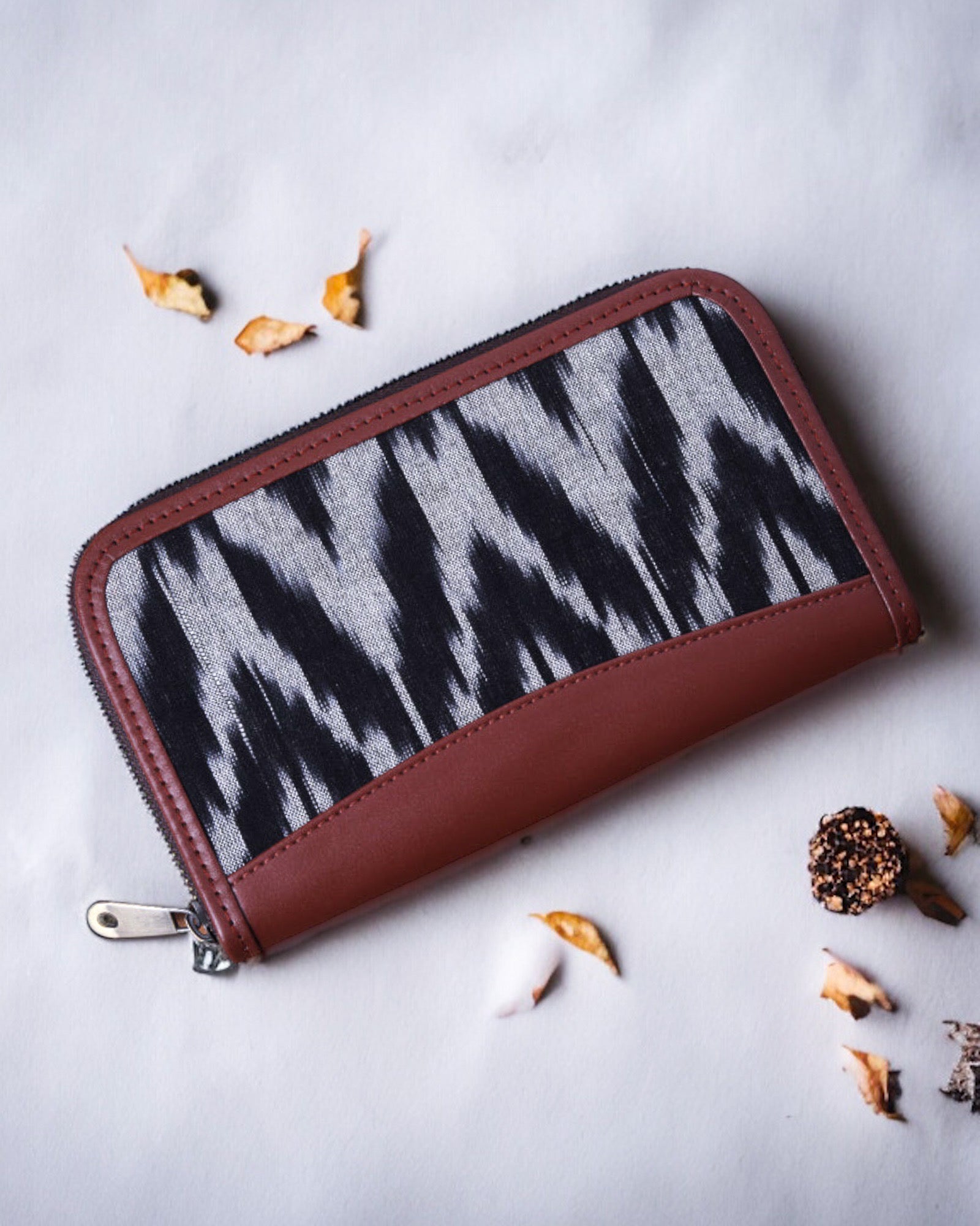 Ikat Wallet