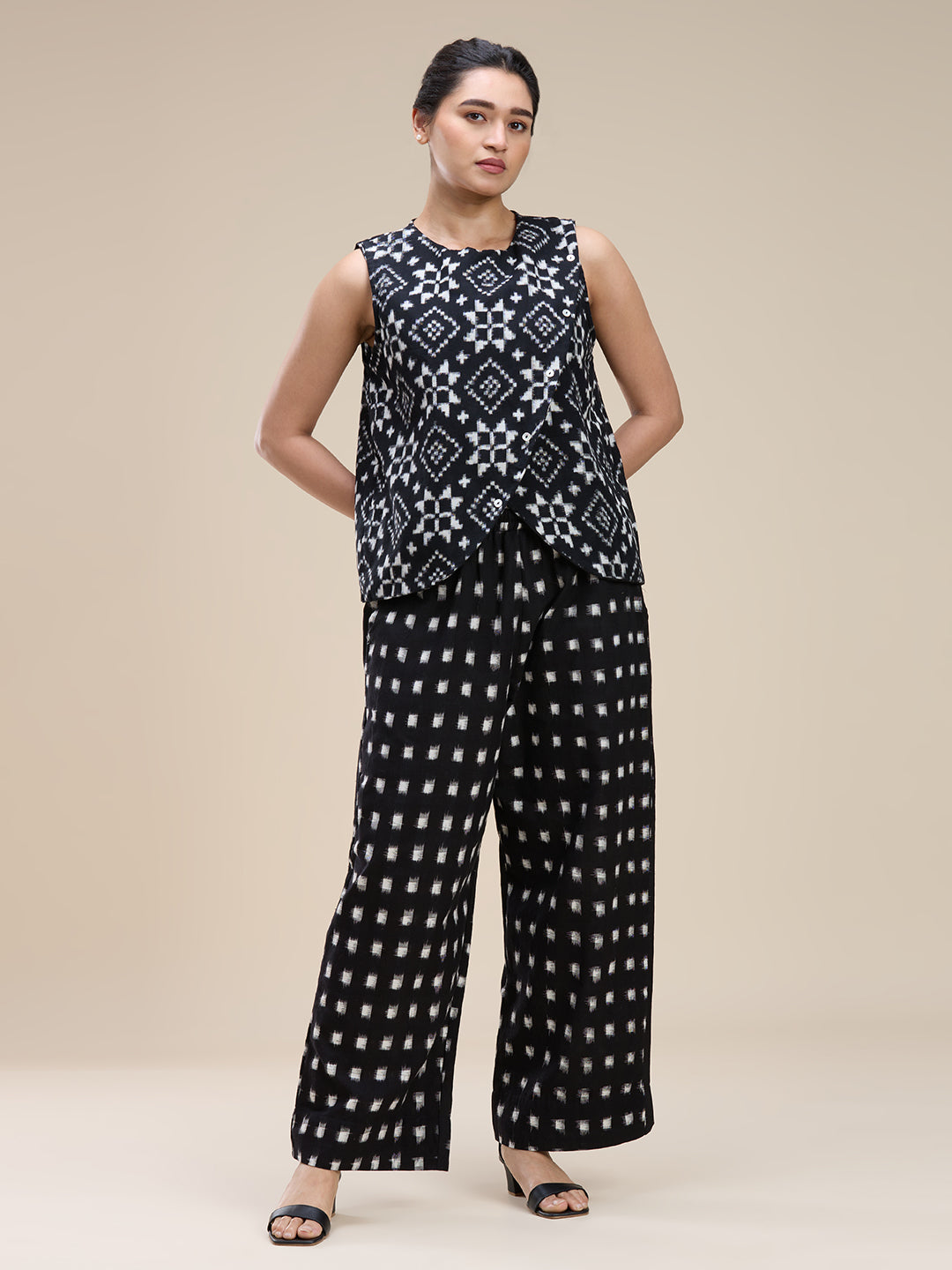 Telia Rumal Coord Set