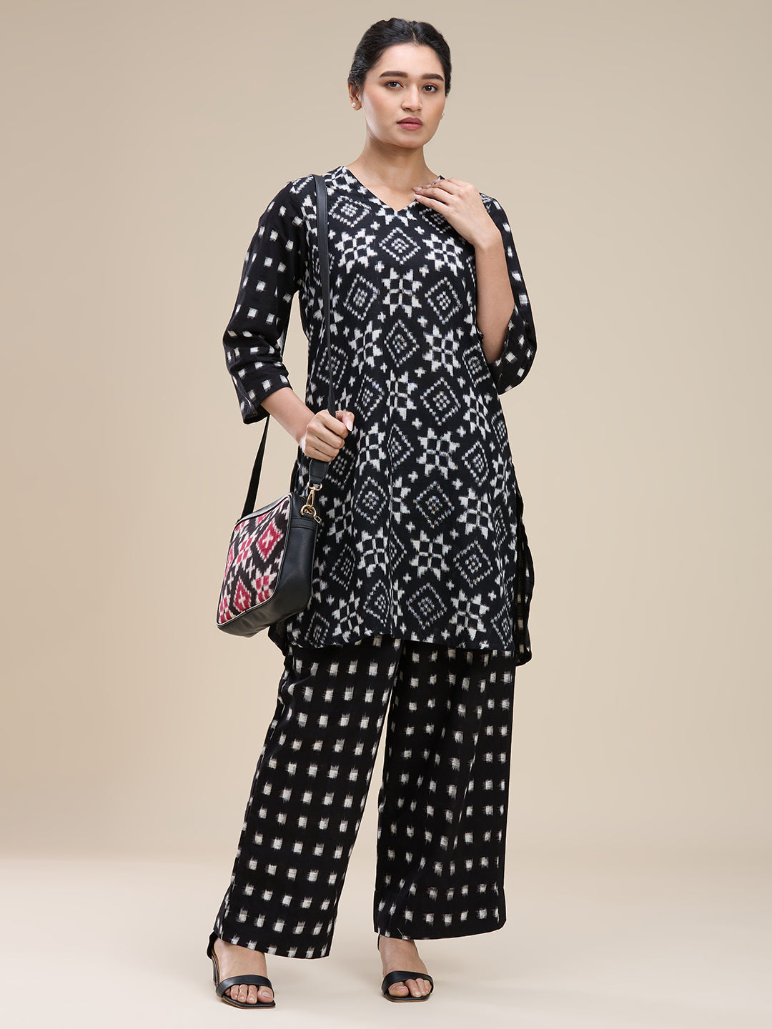 Telia Rumal Coord Set