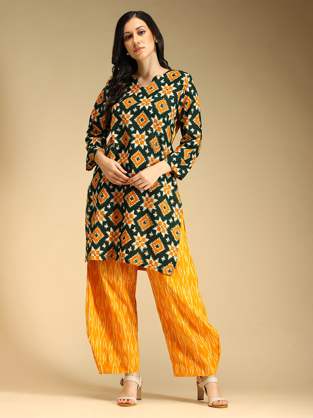 Telia Rumal Coord Set